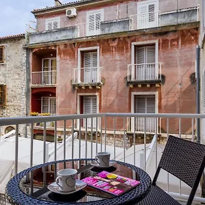 apartment-miracool.hotelinzadar.com/