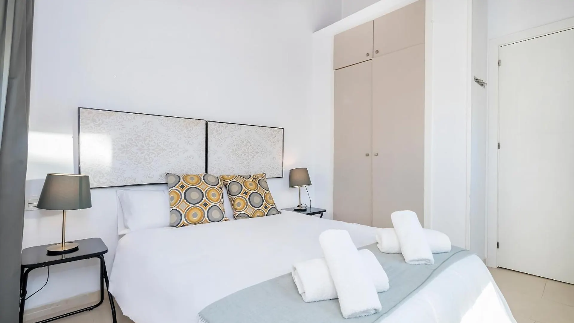 Apartment Alojamientos Juan De Padilla Llg Malaga Spain